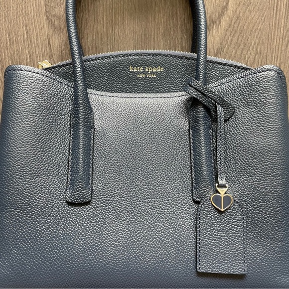 NEW Kate Spade Navy Tote with Crossbody Strap - Picture 3 of 6